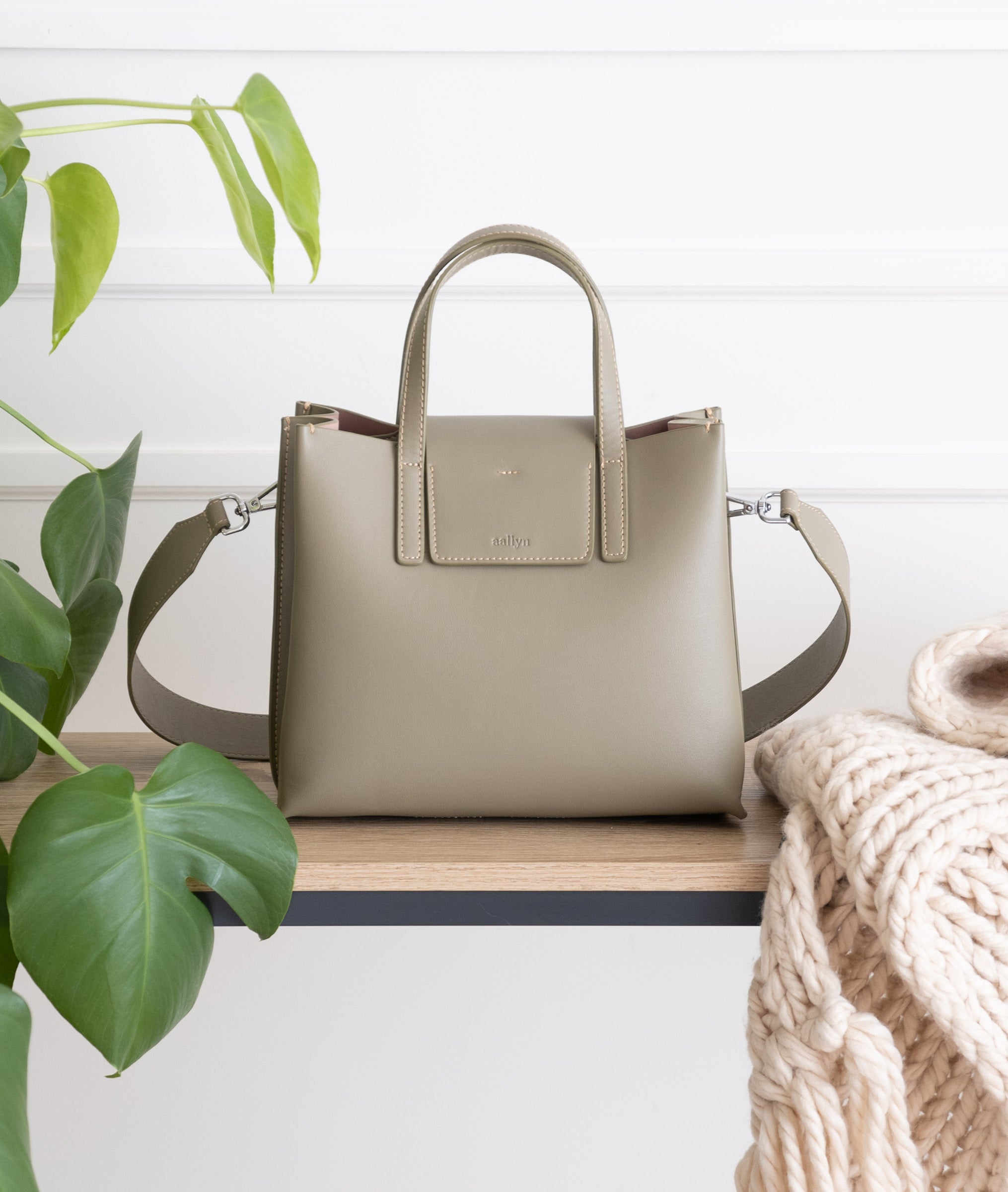 Medium Stella Leather Satchel | AALLYN.COM