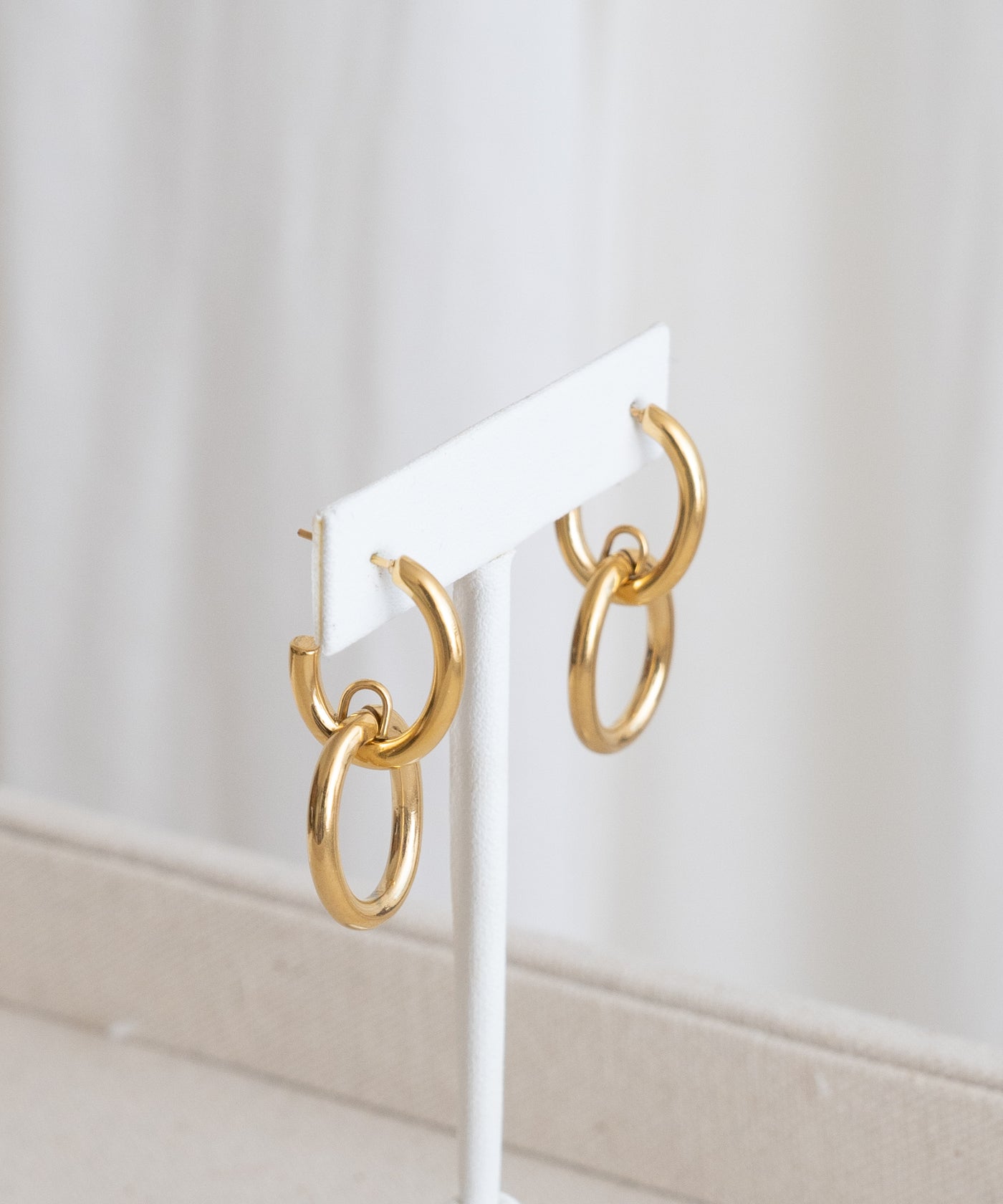 Oval Link Gold-Plated Drop Earrings | AALLYN.com